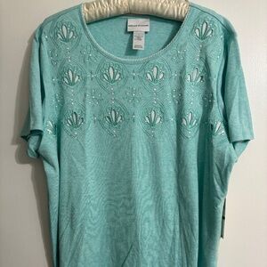 ALFRED DUNNER Women's Summer Tee with embellished detailing - NWT Size L